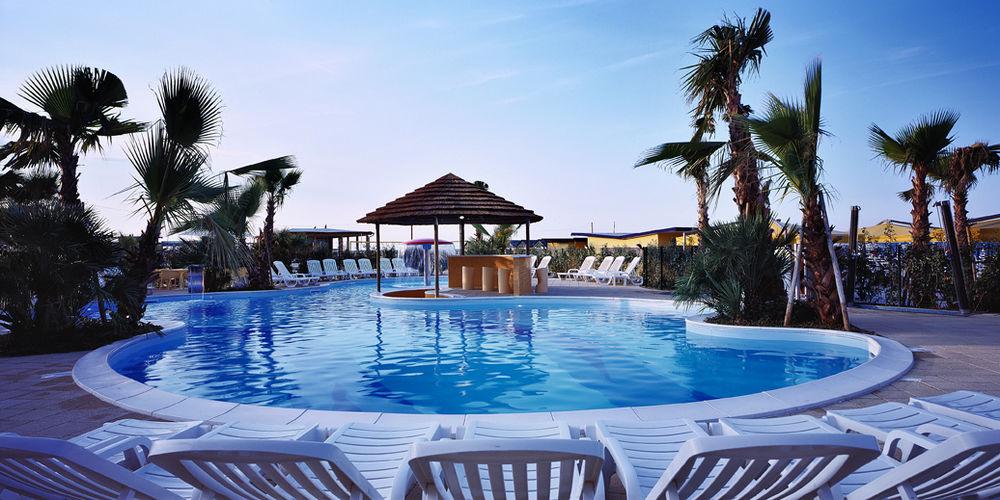 Hotel Europa Beach Village Giulianova Exterior photo