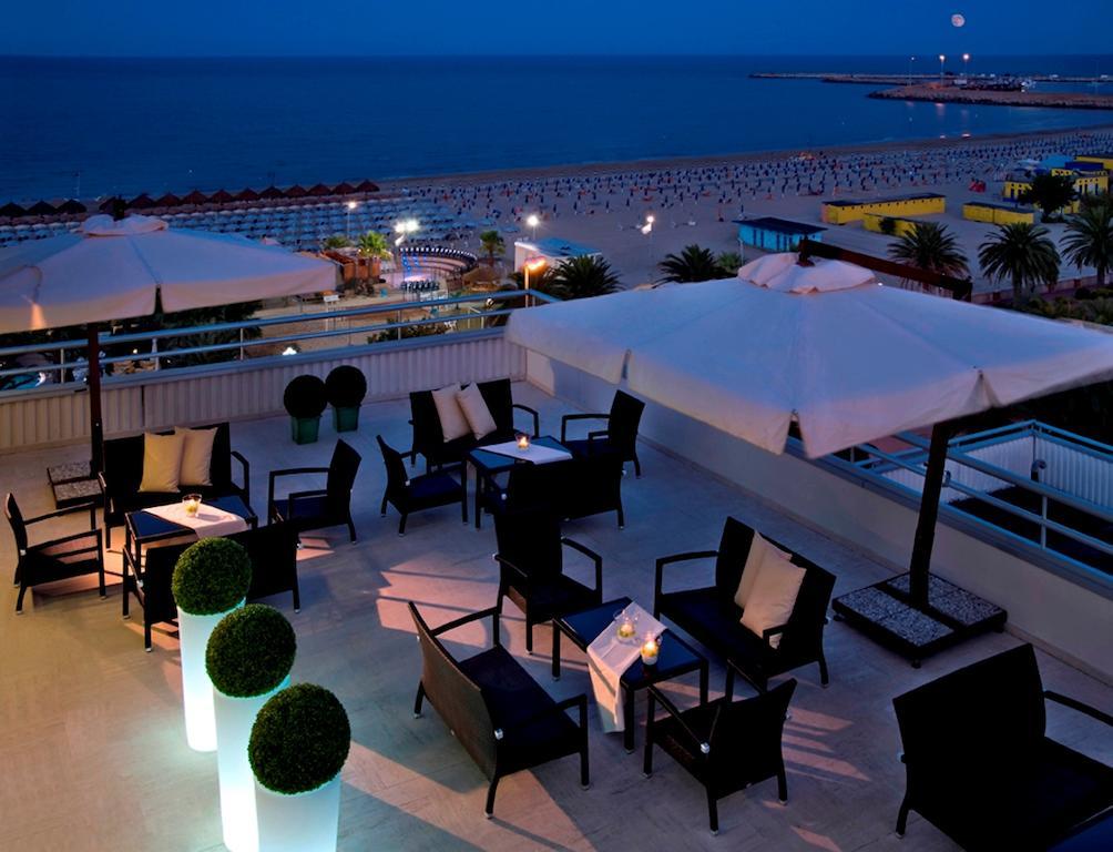 Hotel Europa Beach Village Giulianova Exterior photo
